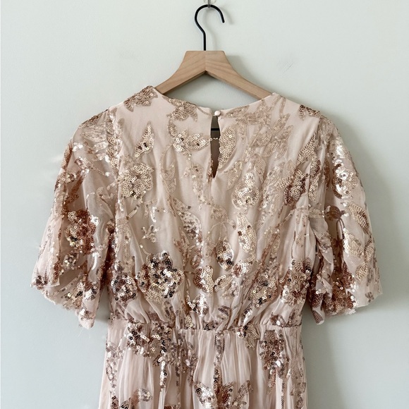 NWT Baltic Born Lucy Maxi Dress in Sequin Floral Blush Pink and Gold Size S - Picture 7 of 9